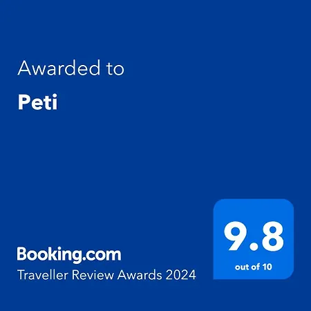 Peti Apartment